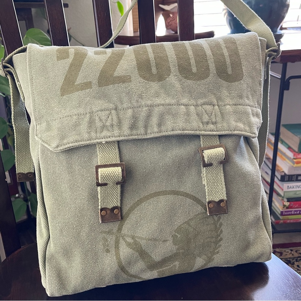 Vintage American Spirit Cotton Canvas Promo Messenger Bag